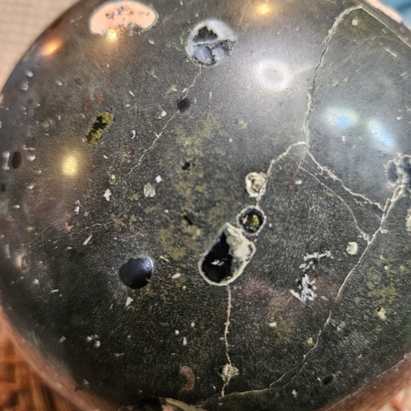 Plum Jasper decor centerpiece - Picture 5 of 5